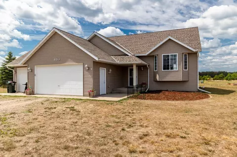 8213 Travis Trl, Brainerd, MN 56401