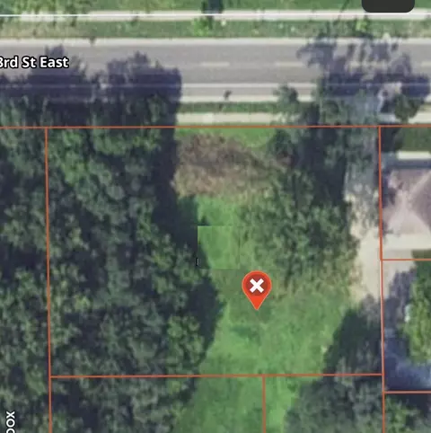 1140 E 3rd St E, Saint Paul, MN 55106