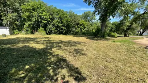 1140 E 3rd St E, Saint Paul, MN 55106 photo 6