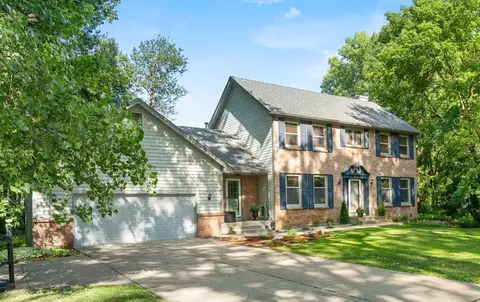 3635 Sunrise Dr E, Minnetonka, MN 55345