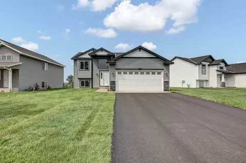 1536 24th St SE, Saint Cloud, MN 56304
