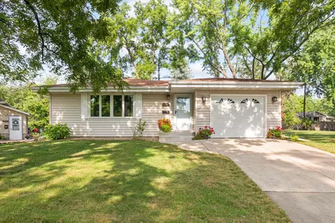 10416 Thomas Ave S, Bloomington, MN 55431