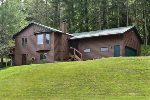 115 Jederman Dr, Winona, MN 55987