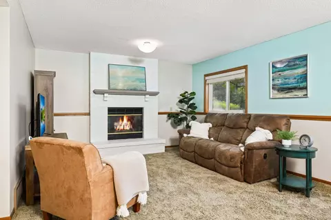 1420 Cutters Ln, Eagan, MN 55122 photo 19