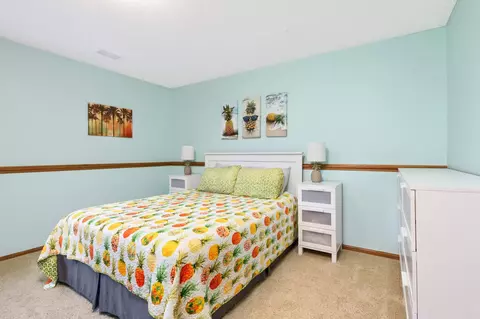 1420 Cutters Ln, Eagan, MN 55122 photo 24