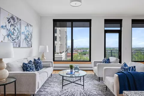 1240 S 2nd St #724, Minneapolis, MN 55415