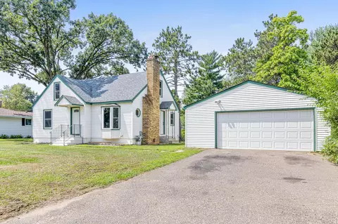6606 Brookview Dr NE, Fridley, MN 55432