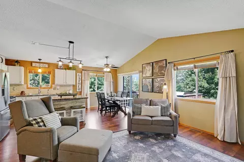 23631 Cardinal Ct, Hampton, MN 55031 photo 9
