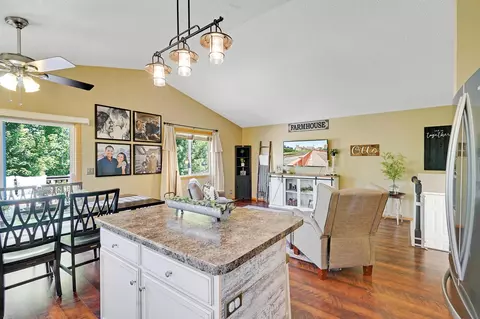 23631 Cardinal Ct, Hampton, MN 55031 photo 5