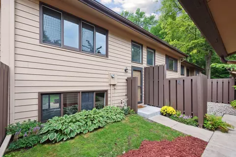 304 W Eagle Lake Dr, Maple Grove, MN 55369
