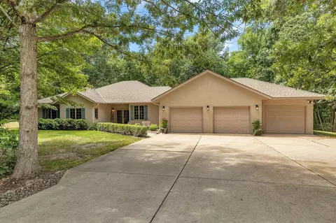 25409 Lena Ln, Saint Cloud, MN 56301