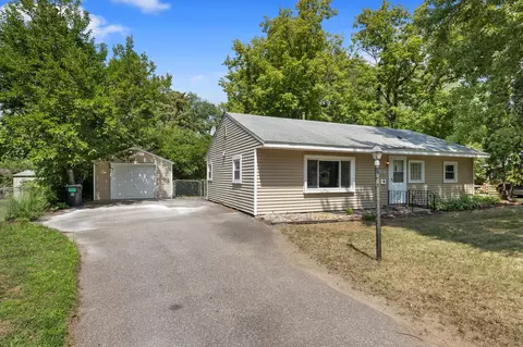 8620 Crest Rd, Bloomington, MN 55425
