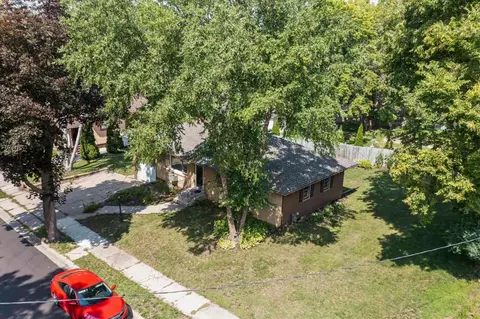 516 1st St SW, Faribault, MN 55021 photo 3