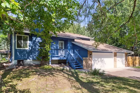 6440 Lancaster Ln N, Maple Grove, MN 55369