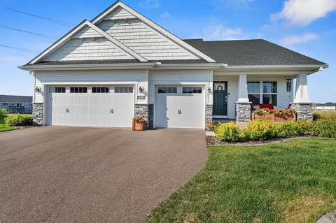 14081 Apollo Ct, Rosemount, MN 55068