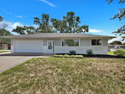 700 Lund Ave NE, Spring Lake Park, MN 55432