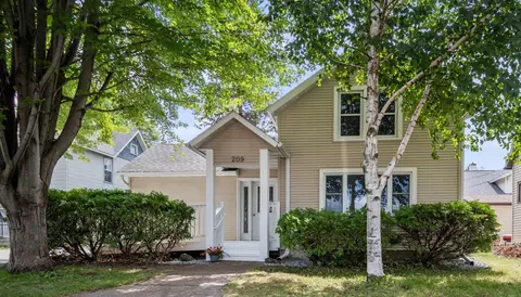 209 E Mill St, Owatonna, MN 55060