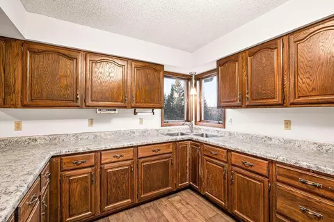 215 Thurber Rd, Duluth, MN 55803 photo 22