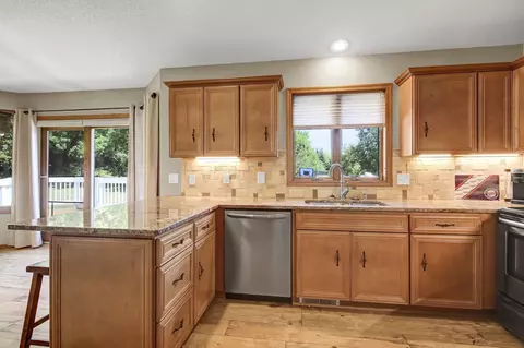 3841 40th St S, Saint Cloud, MN 56301 photo 5