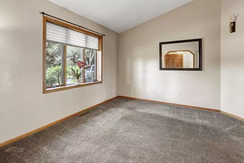 3841 40th St S, Saint Cloud, MN 56301 photo 9