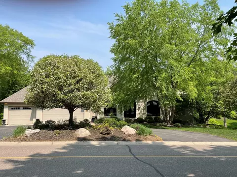 18299 Bearpath Trl, Eden Prairie, MN 55347