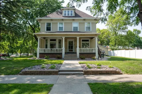 119 S 6th St, Montevideo, MN 56265