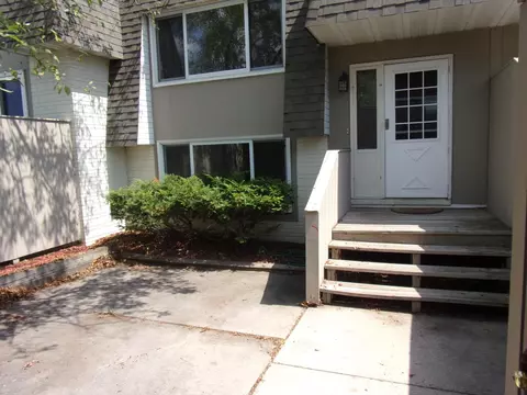 10491 Dupont Rd S, Bloomington, MN 55431