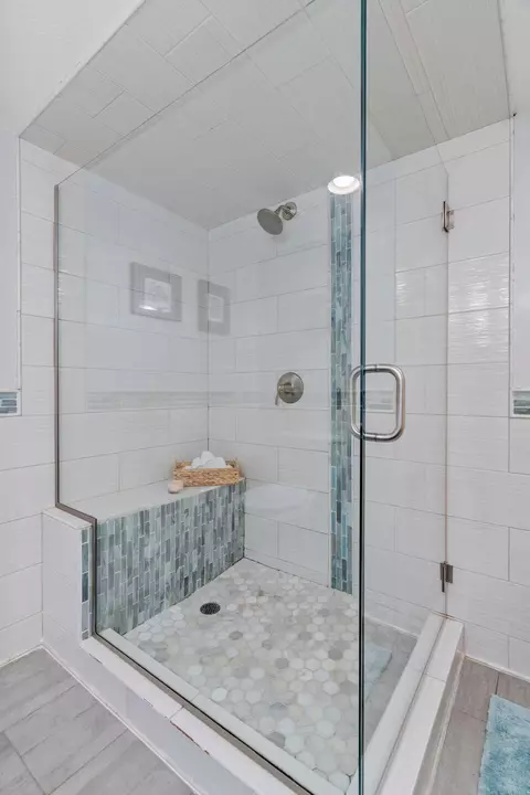 11111 Upton Ave S, Bloomington, MN 55431 photo 16