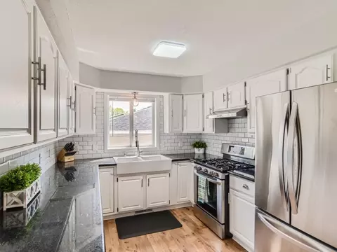 423 Pierce St NE, Minneapolis, MN 55413