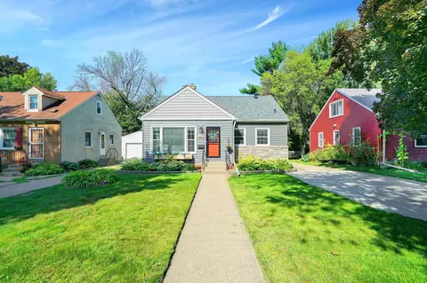 1163 Cherokee Ave, West Saint Paul, MN 55118