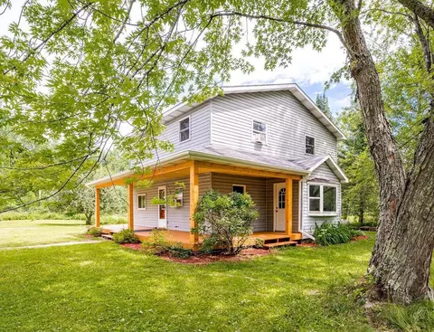 3189 Poplar Rd, Duluth, MN 55804