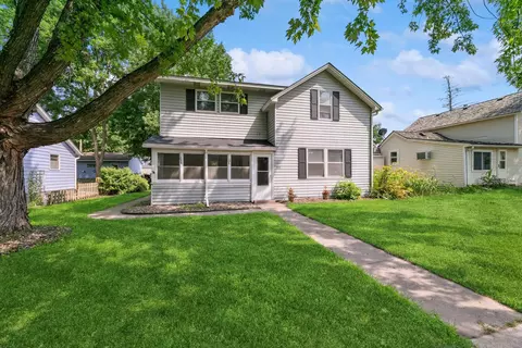 404 River St N, Delano, MN 55328