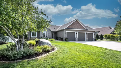17750 Icon Trl, Lakeville, MN 55044