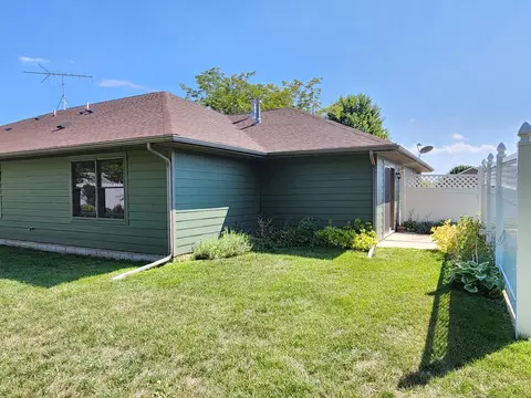600 5th St NE, Plainview, MN 55964 photo 6