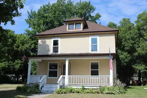 38 Linden Ave N, Maple Lake, MN 55358