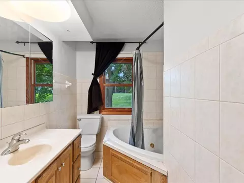 2135 Wuthering Heights Rd, Eagan, MN 55122 photo 27