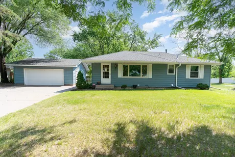 8563 Hilo Trl S, Cottage Grove, MN 55016