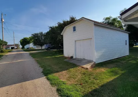 109 Maple St S, Mabel, MN 55954 photo 50