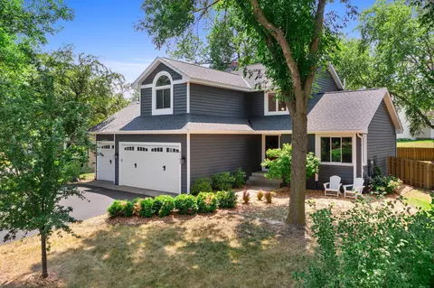 9107 Ashley Ter, Brooklyn Park, MN 55443