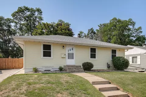 1698 Wilson Ave, Saint Paul, MN 55106