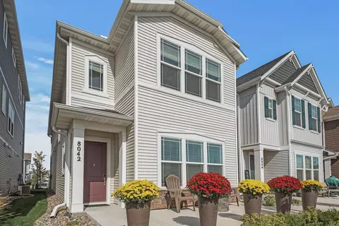 8042 Arrowwood Ln N, Maple Grove, MN 55369