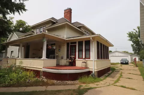 120 1st Ave N, Long Prairie, MN 56347