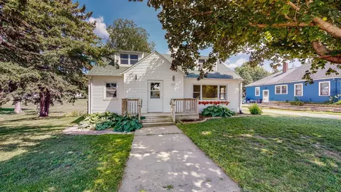 309 Main St, Fountain, MN 55935