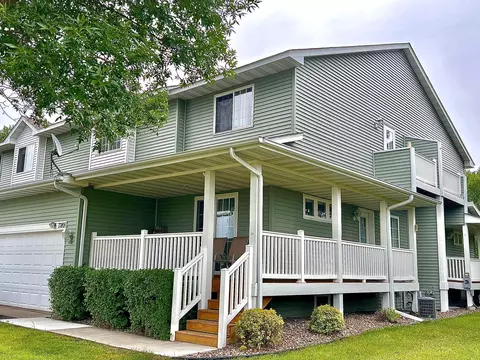 7749 Palisades Ave NE, Otsego, MN 55330