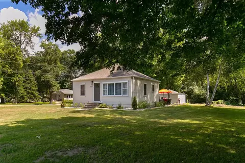 840 County Road 101 N, Plymouth, MN 55447