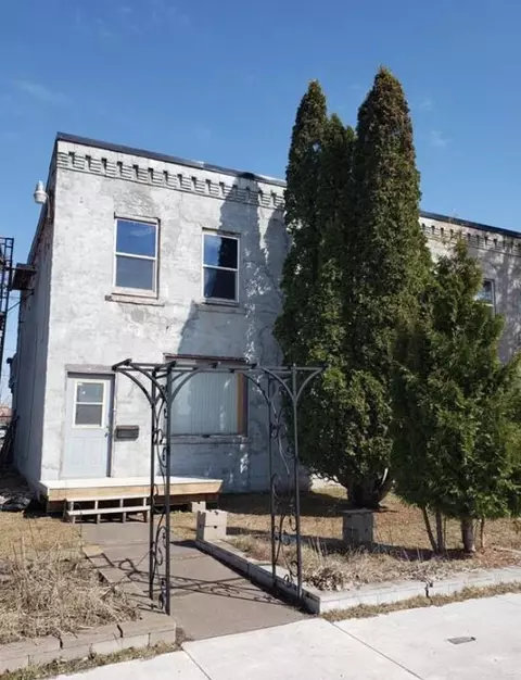 1112-1116 Oakes Ave, Superior, WI 54880