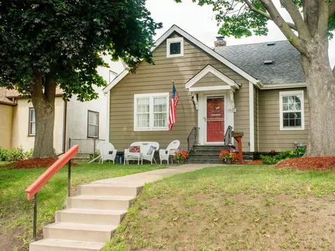 1329 Juno Ave, Saint Paul, MN 55116