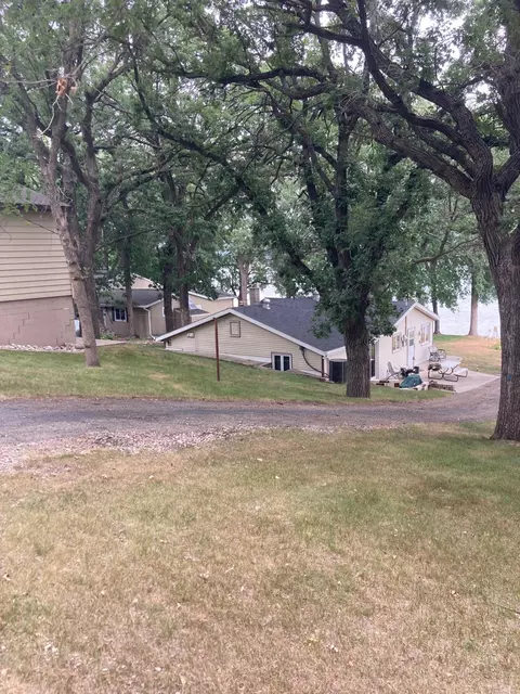 25085 Hickory Rd, Fergus Falls, MN 56537