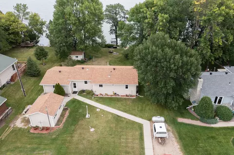 48622 Alder Dr, Pelican Rapids, MN 56572