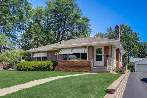 1618 Hazel St N, Saint Paul, MN 55119